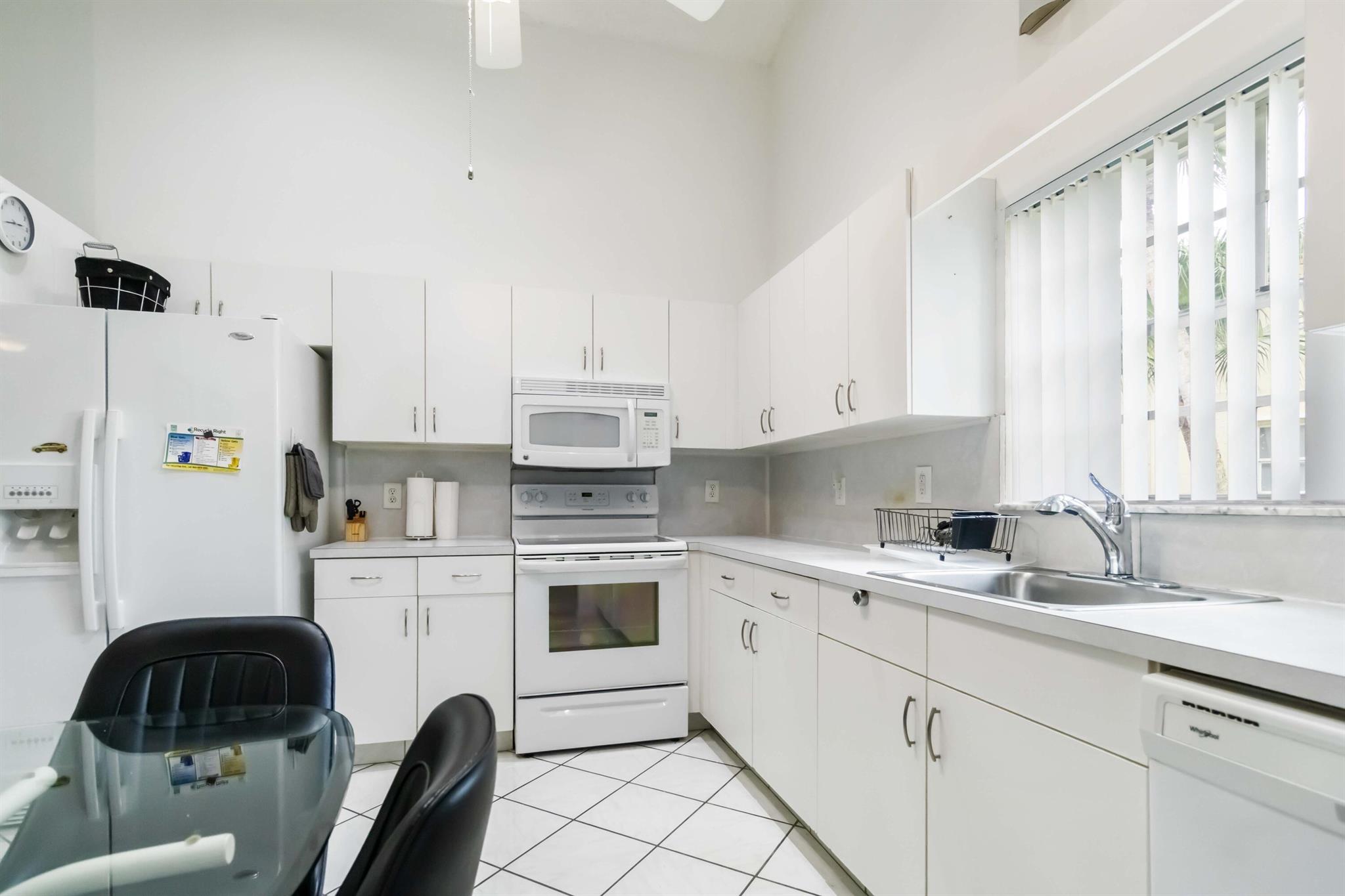 CYPRESS LAKES 10 - Residential Lease