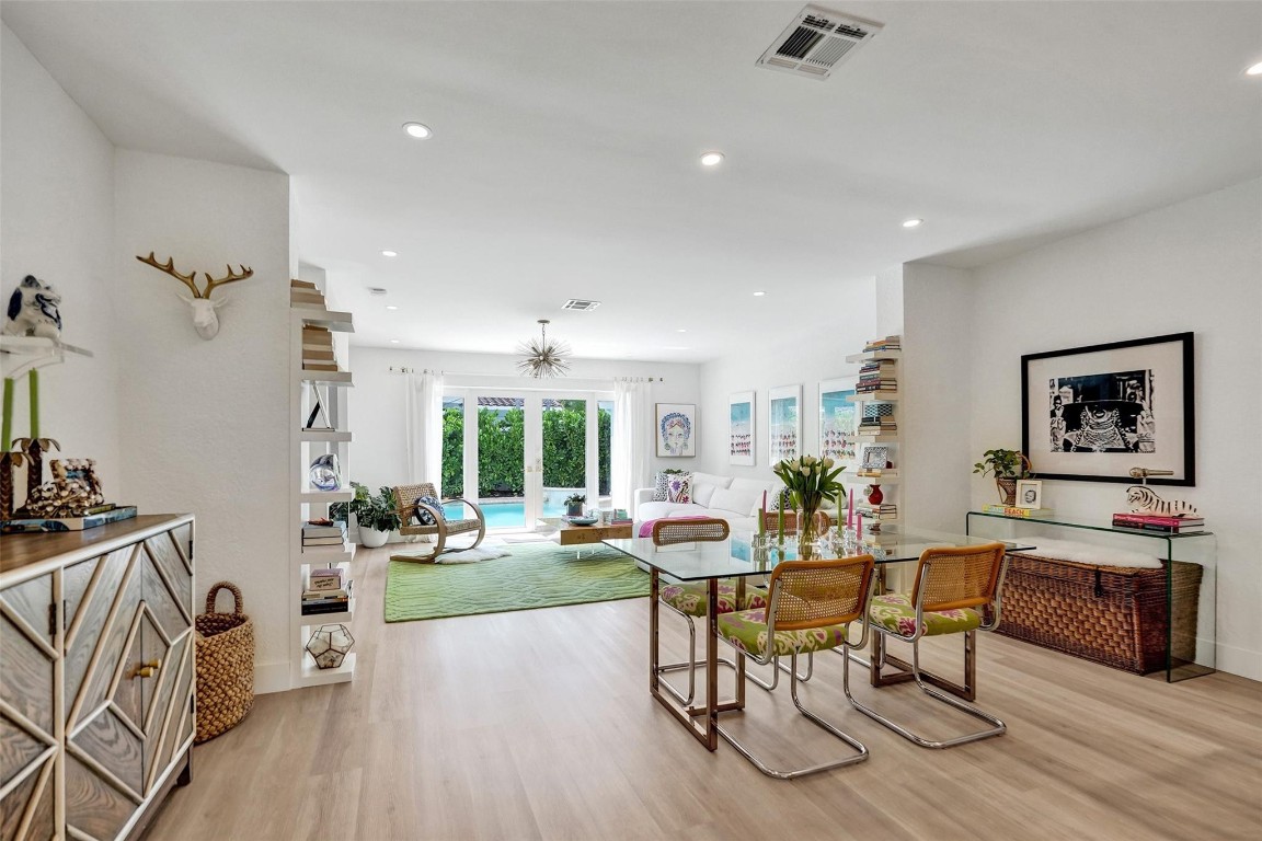 HILLSBORO SHORES SEC B - Residential