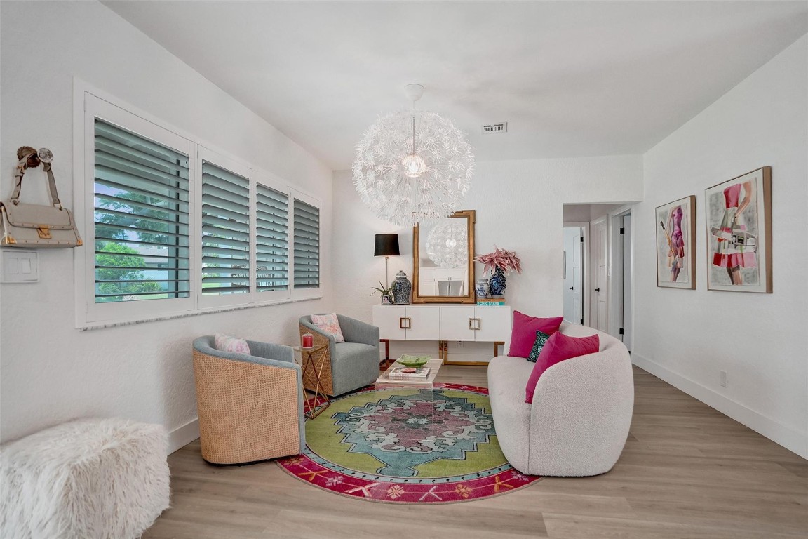 HILLSBORO SHORES SEC B - Residential