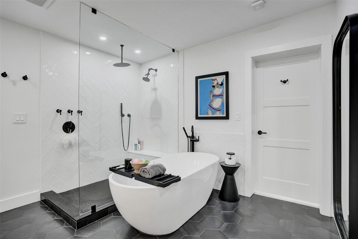 HILLSBORO SHORES SEC B - Residential