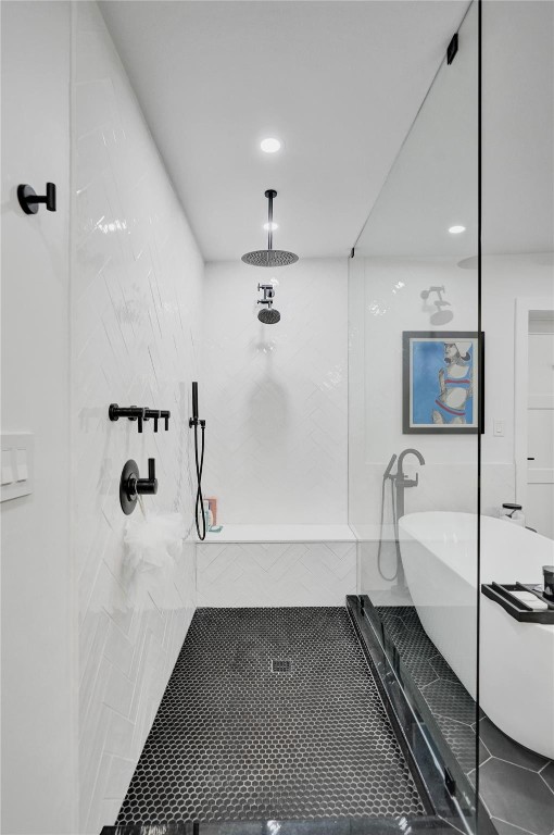 HILLSBORO SHORES SEC B - Residential