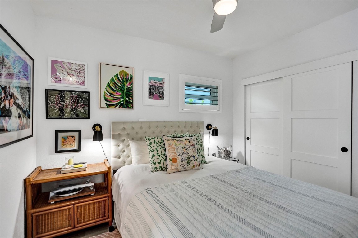 HILLSBORO SHORES SEC B - Residential