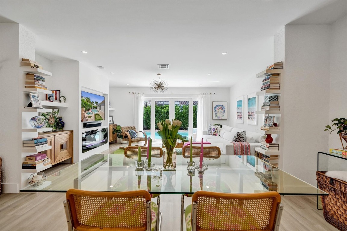 HILLSBORO SHORES SEC B - Residential