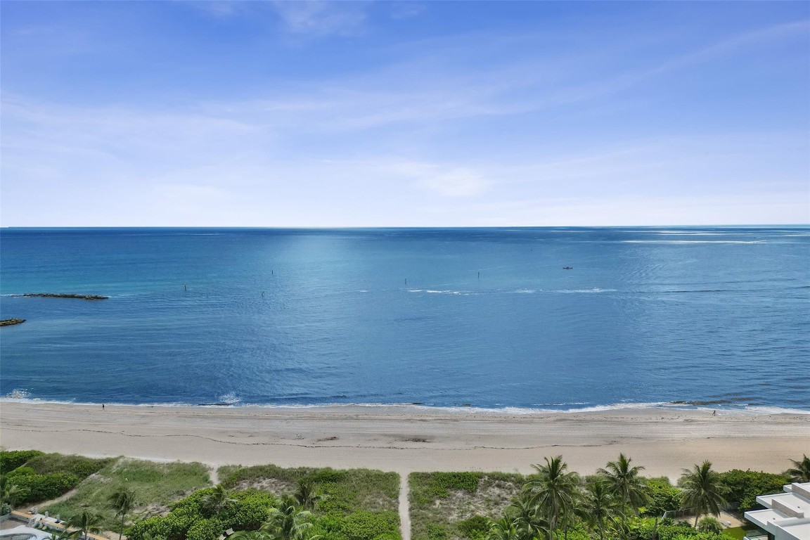 HILLSBORO SHORES SEC B - Residential