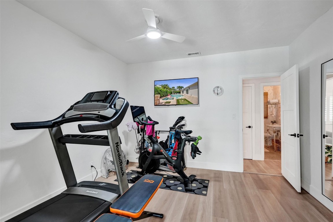 HILLSBORO SHORES SEC B - Residential