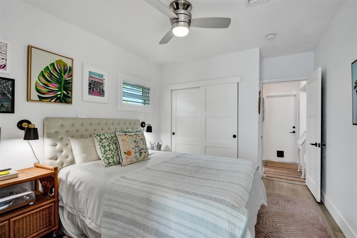 HILLSBORO SHORES SEC B - Residential