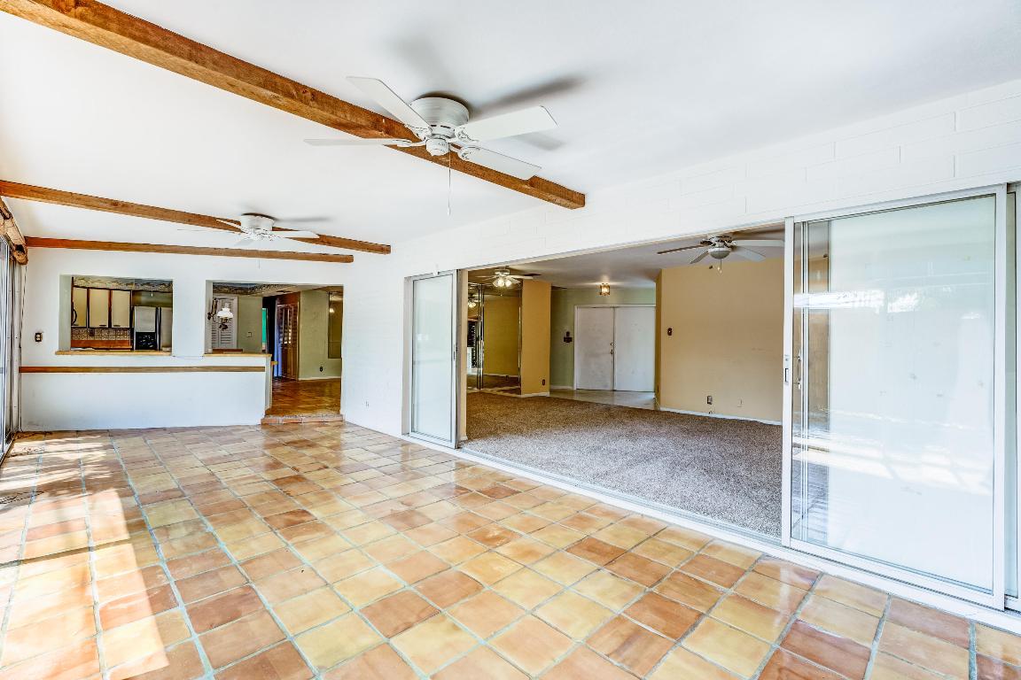 RIVIERA SHORES - Residential