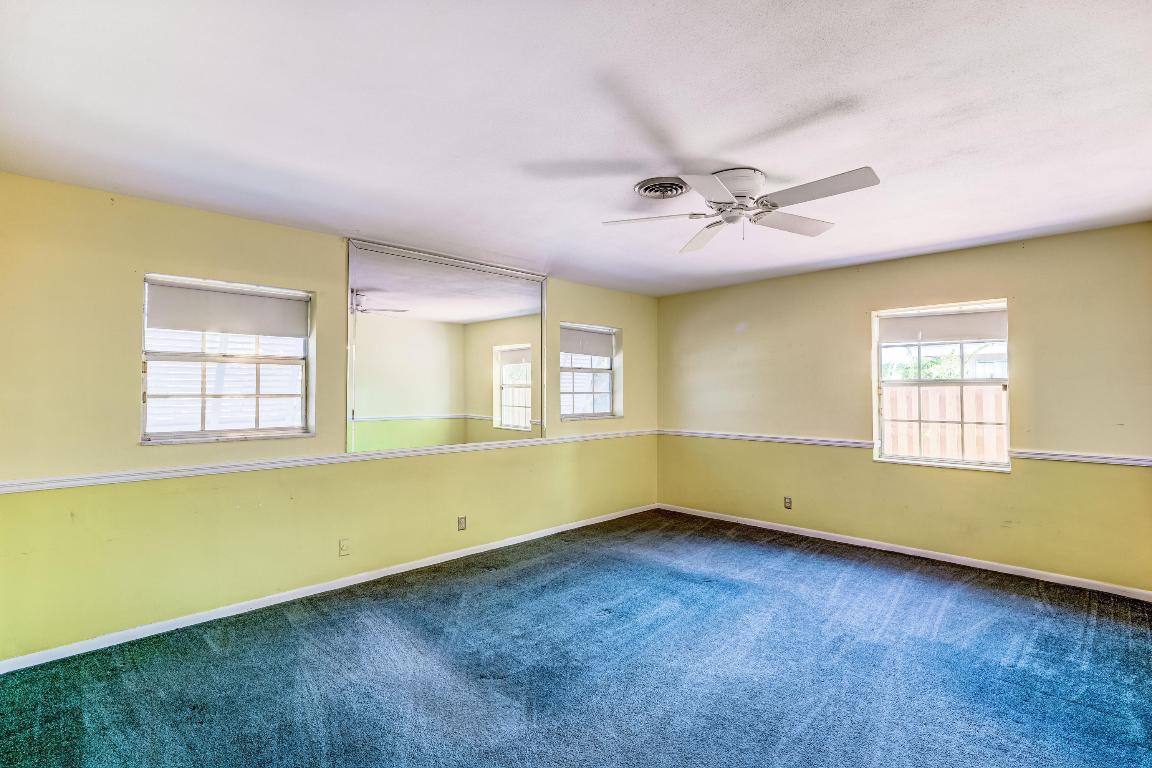 RIVIERA SHORES - Residential