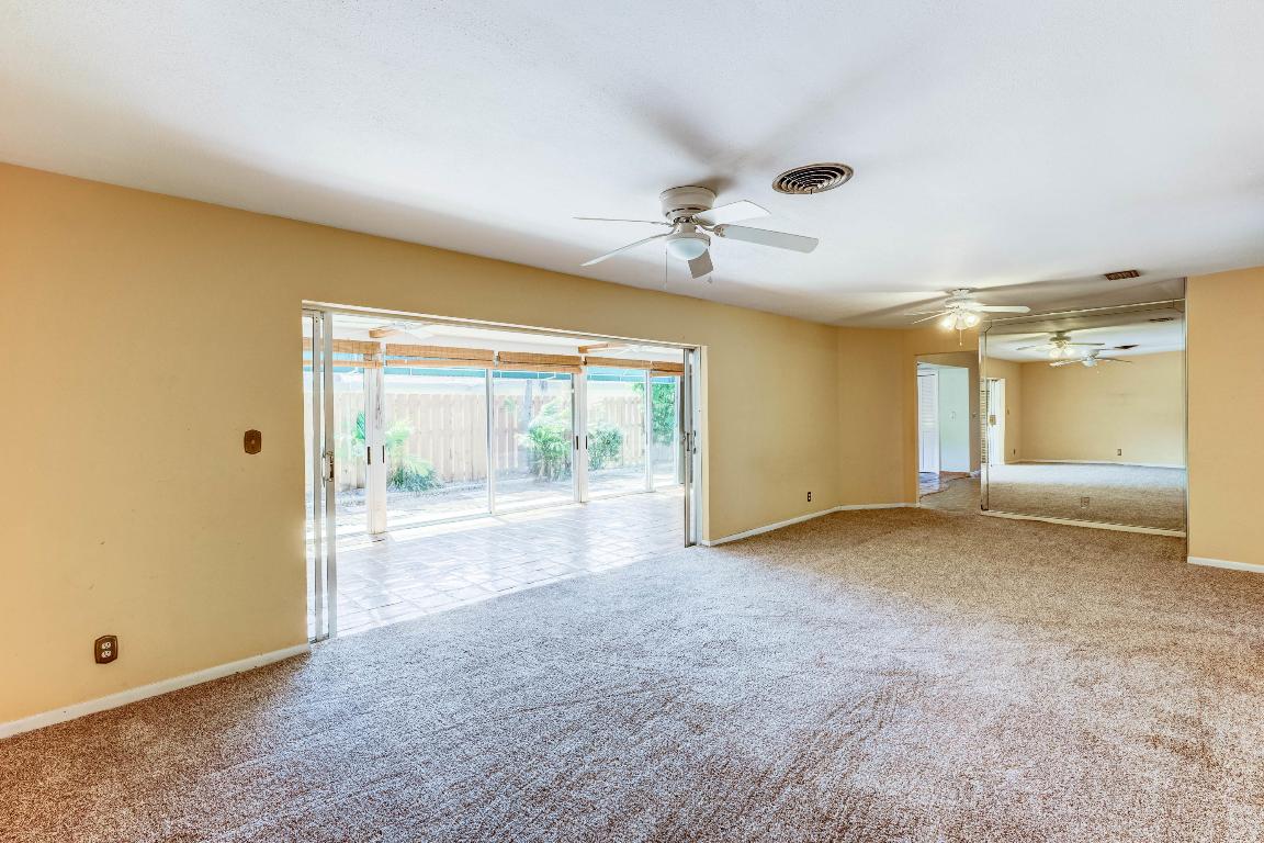 RIVIERA SHORES - Residential