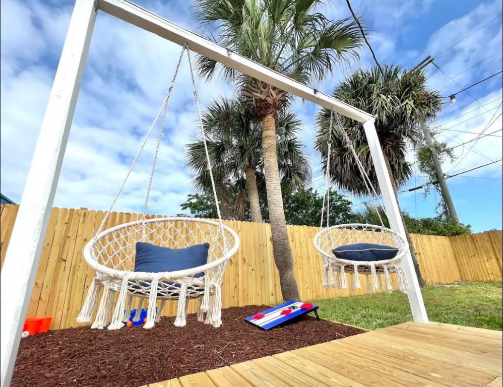 ROOSEVELT ESTATES - Residential