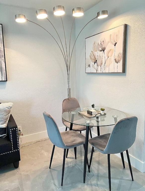 ROOSEVELT ESTATES - Residential