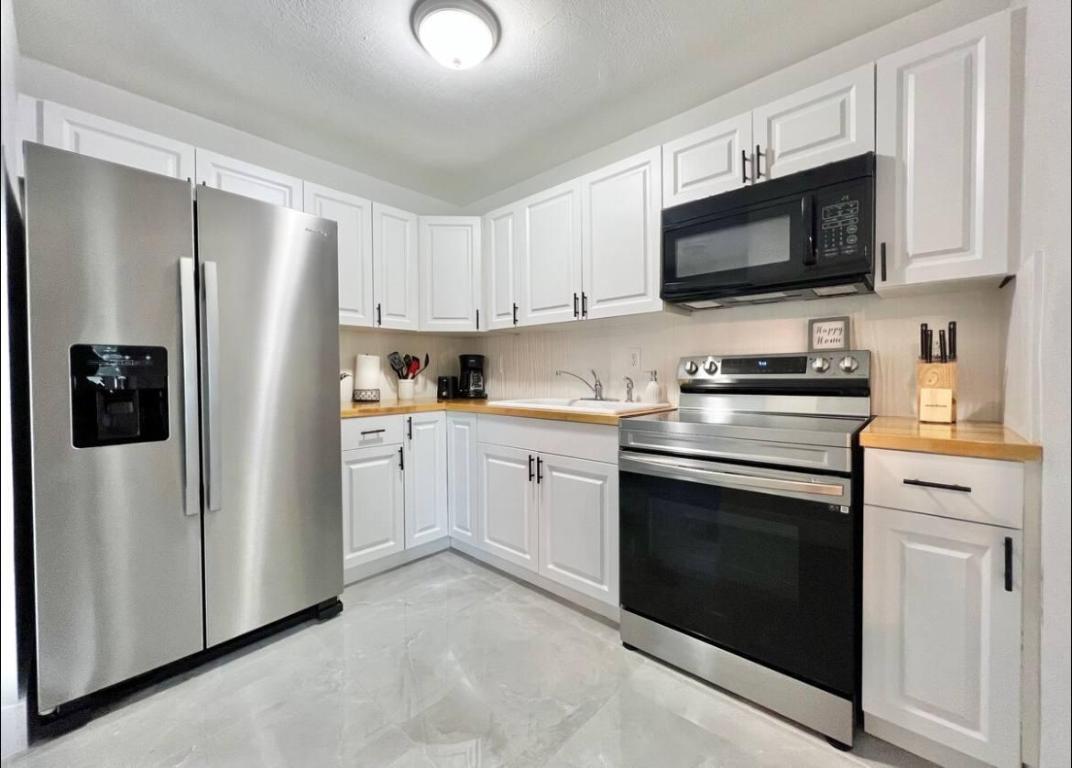 ROOSEVELT ESTATES - Residential