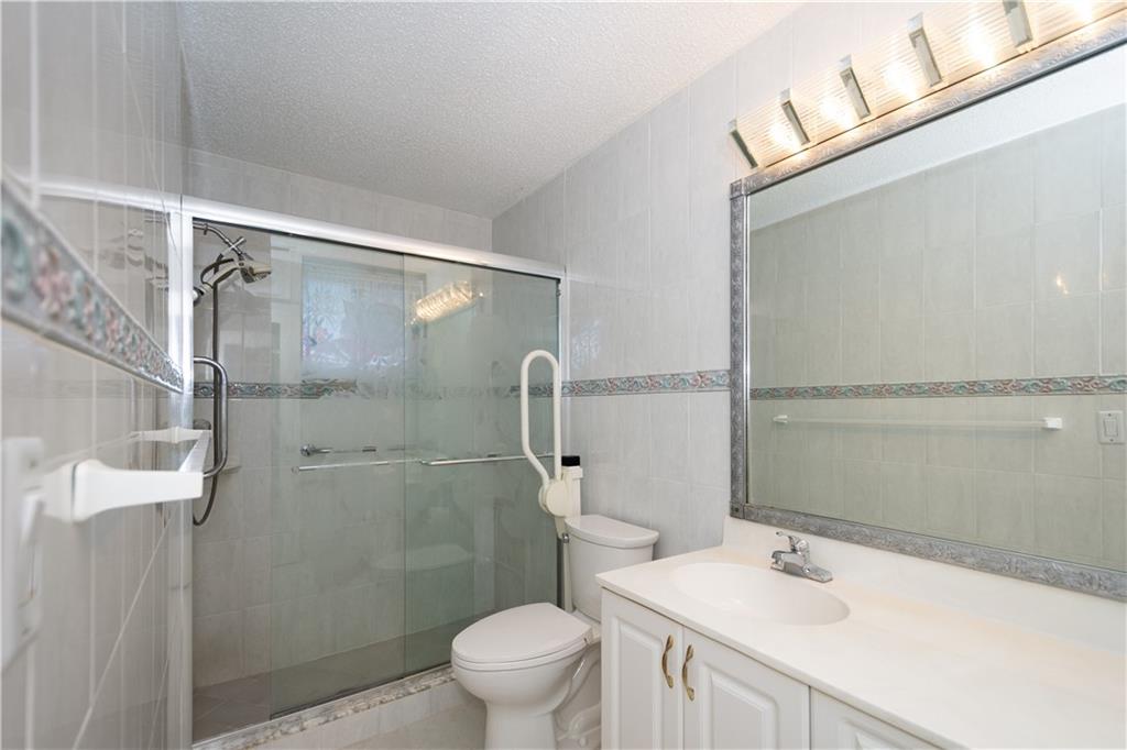 Lauderdale West 3 Sec 83- - Residential