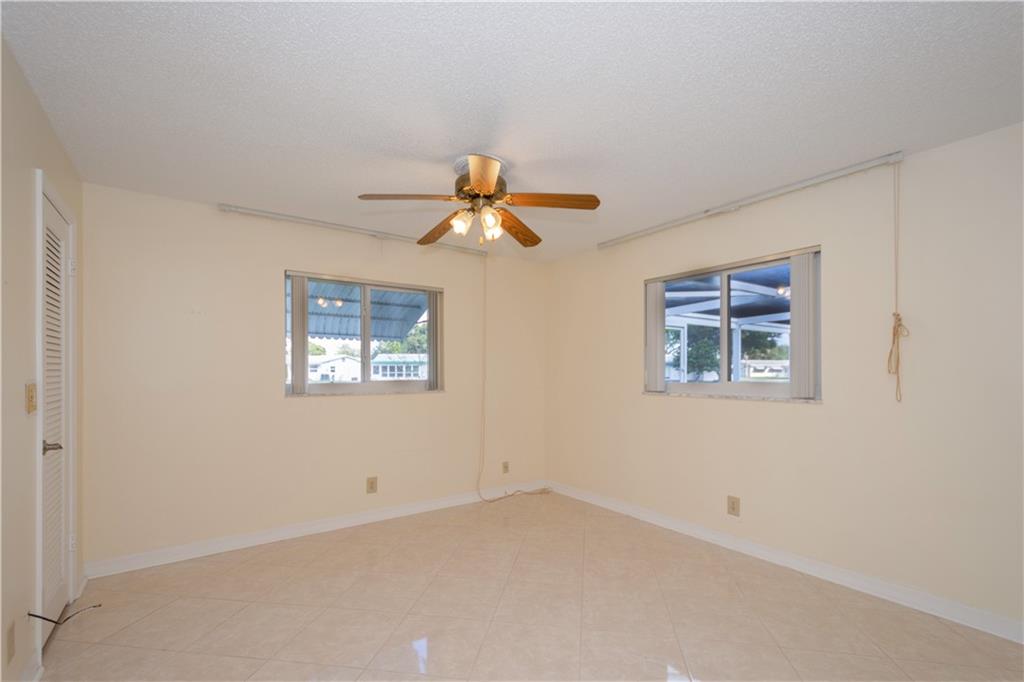 Lauderdale West 3 Sec 83- - Residential