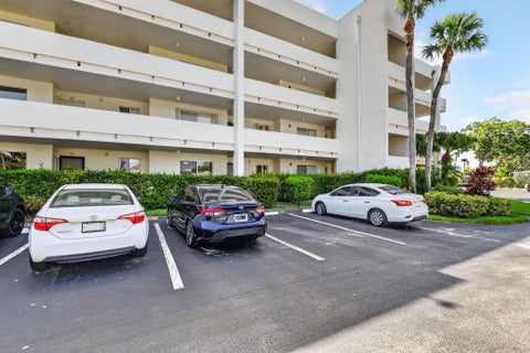 Tiny photo for 3186 VIA POINCIANA #114, Lake Worth, FL 33467 (MLS # B26053264)