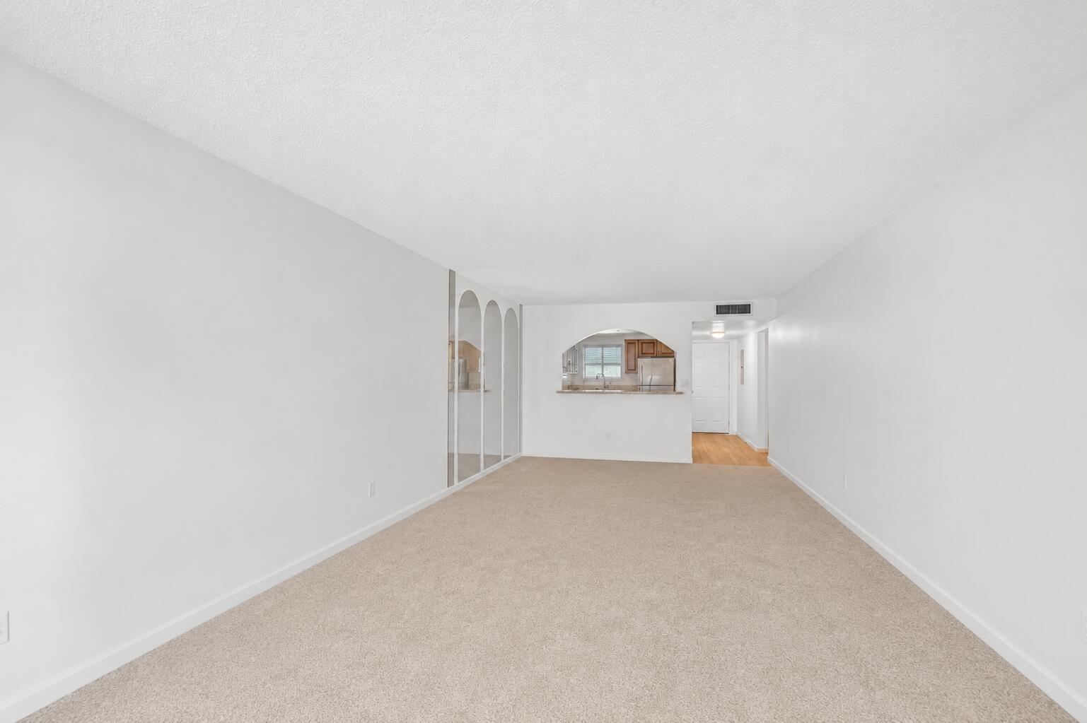 View photos, virtual tours, details... 3186 VIA POINCIANA 114