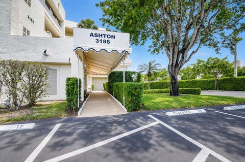 Tiny photo for 3186 VIA POINCIANA #114, Lake Worth, FL 33467 (MLS # B26053264)