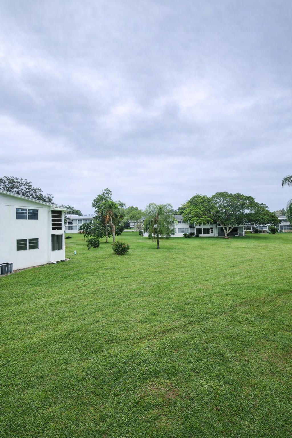 OAKRIDGE I CONDO - Residential Lease