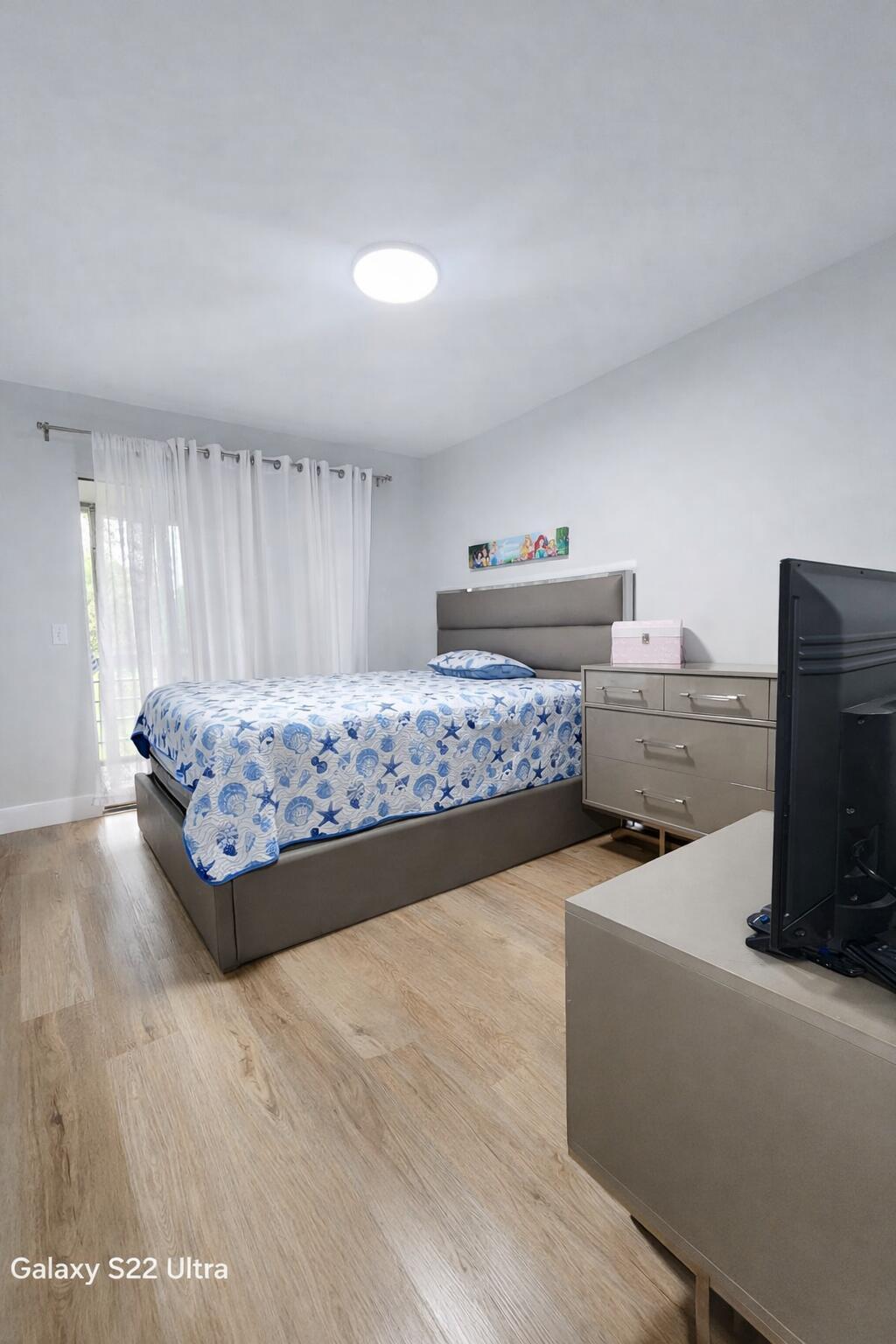 OAKRIDGE I CONDO - Residential Lease
