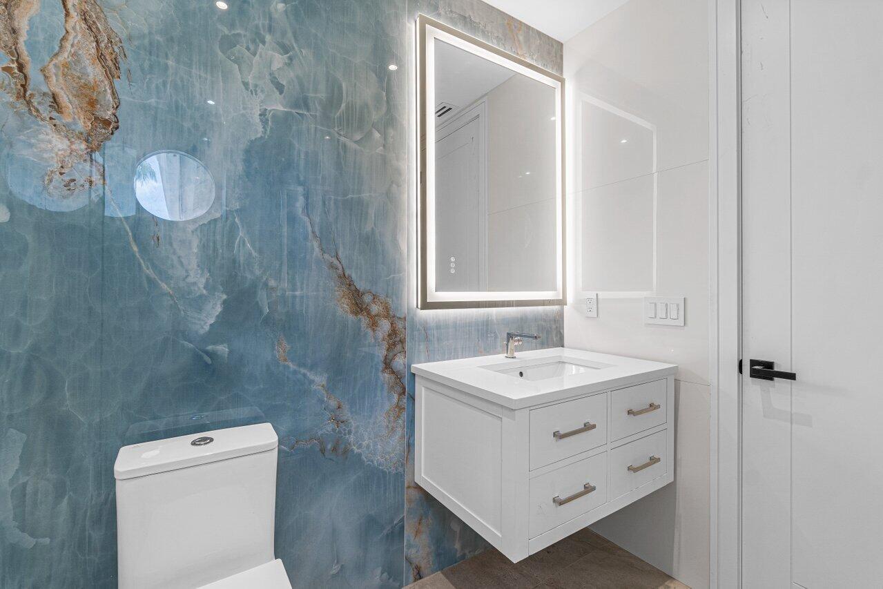 NASSAU BAY - Residential