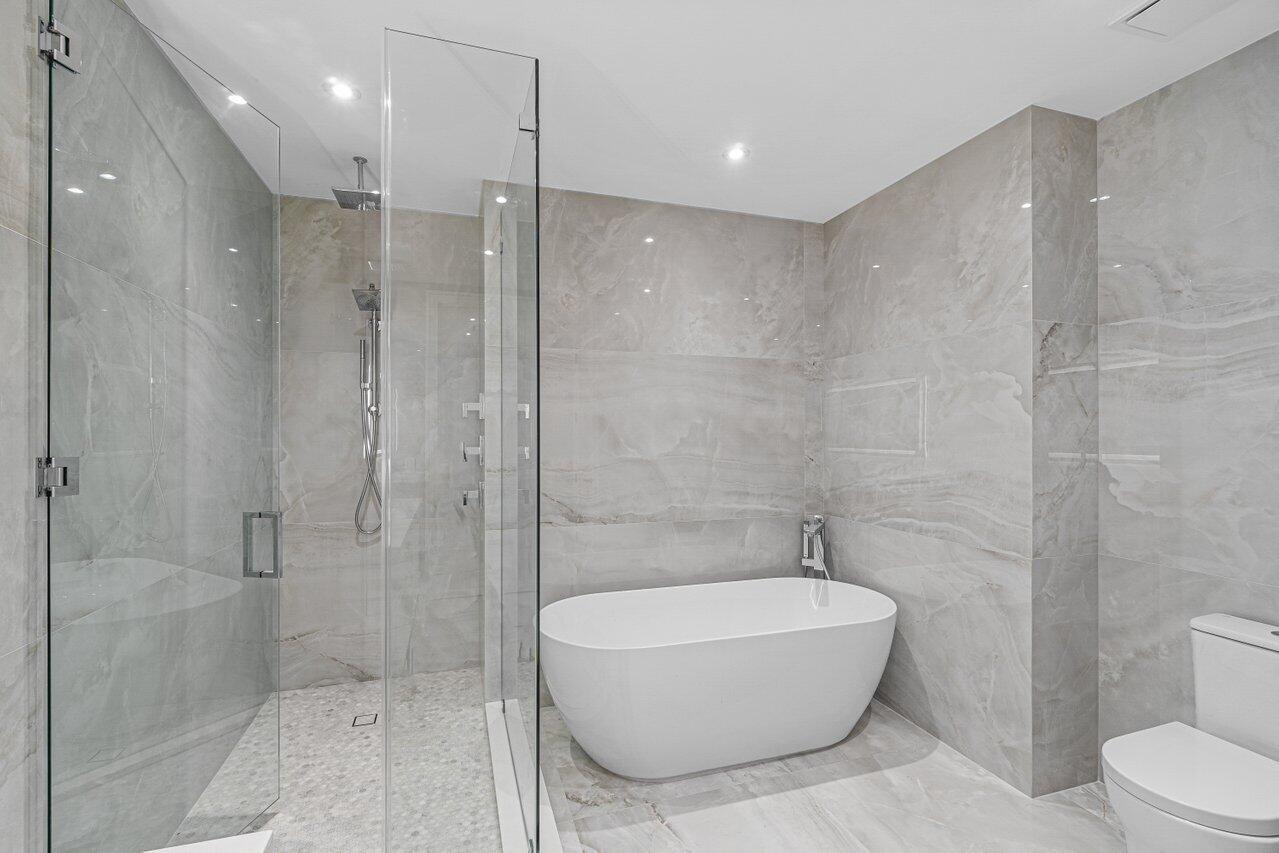 NASSAU BAY - Residential