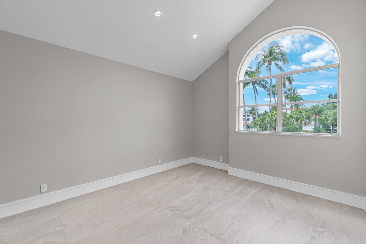 NASSAU BAY - Residential