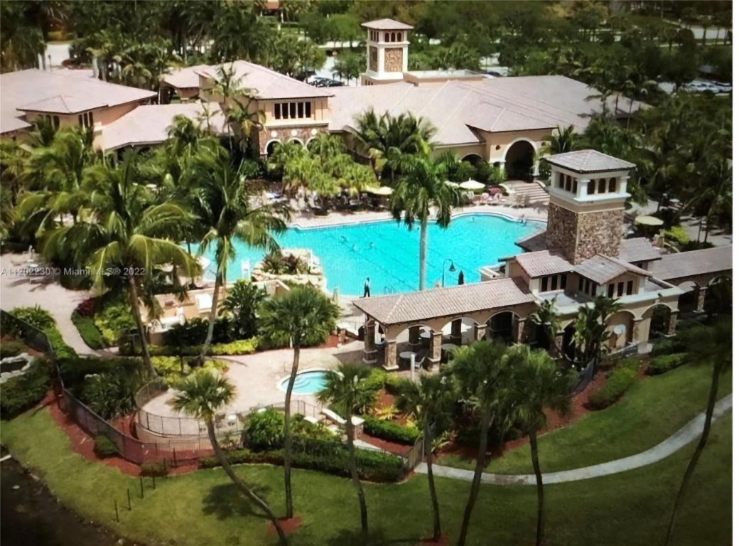 HERON BAY EAST - Residential