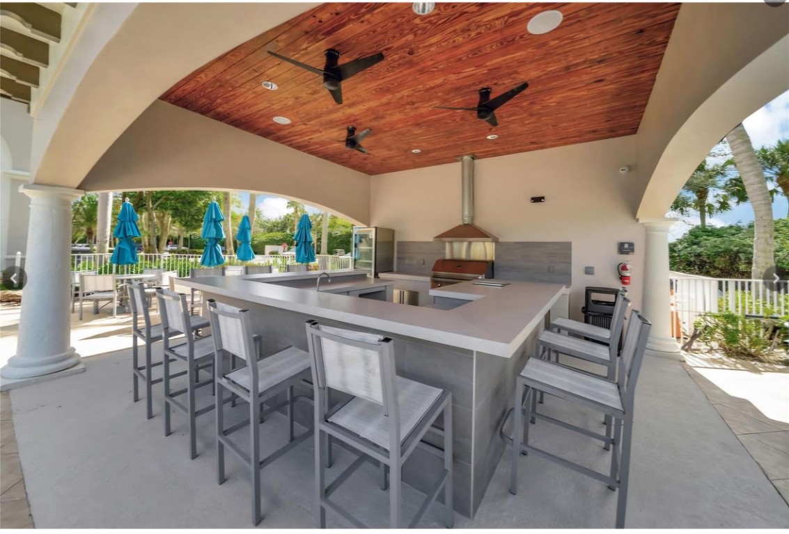 HERON BAY EAST - Residential