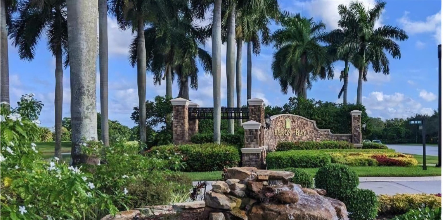 HERON BAY EAST - Residential