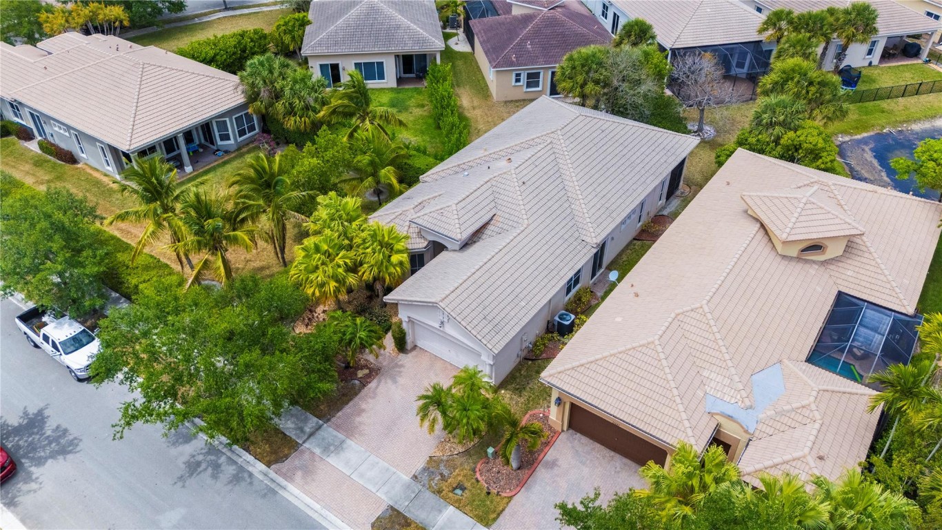 HERON BAY EAST - Residential