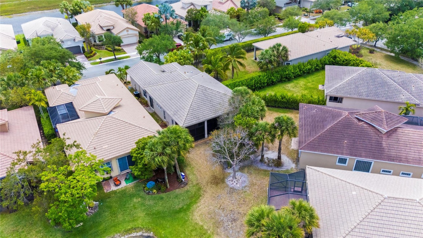 HERON BAY EAST - Residential