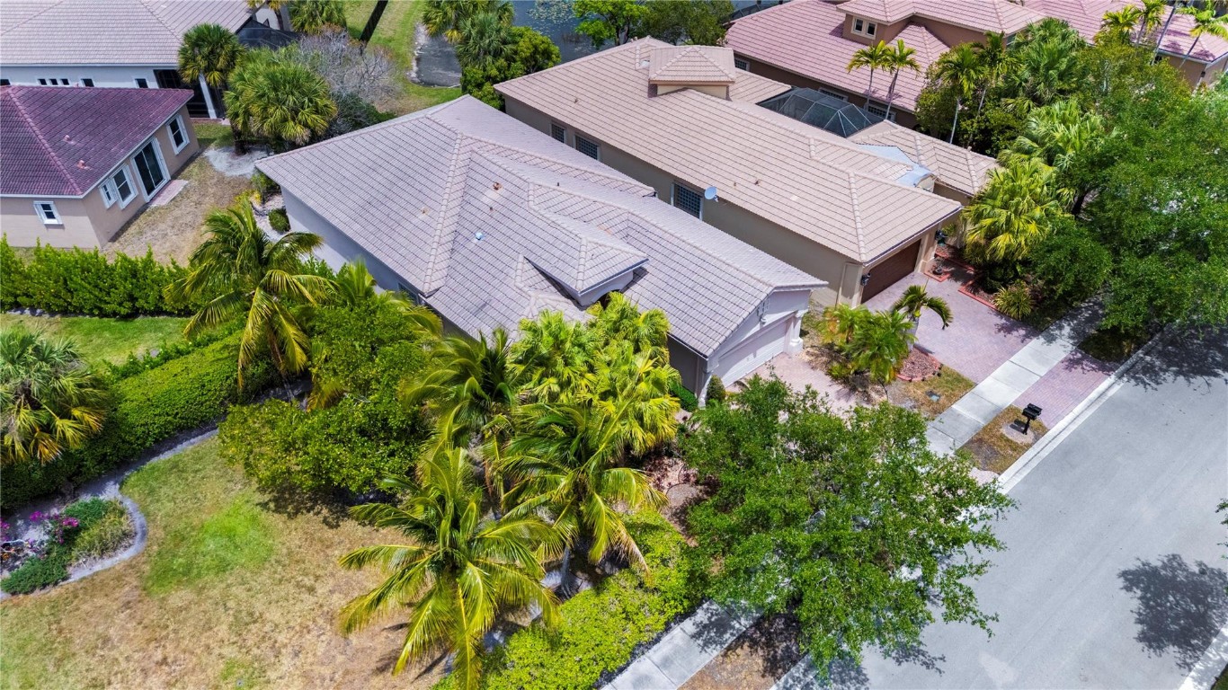 HERON BAY EAST - Residential