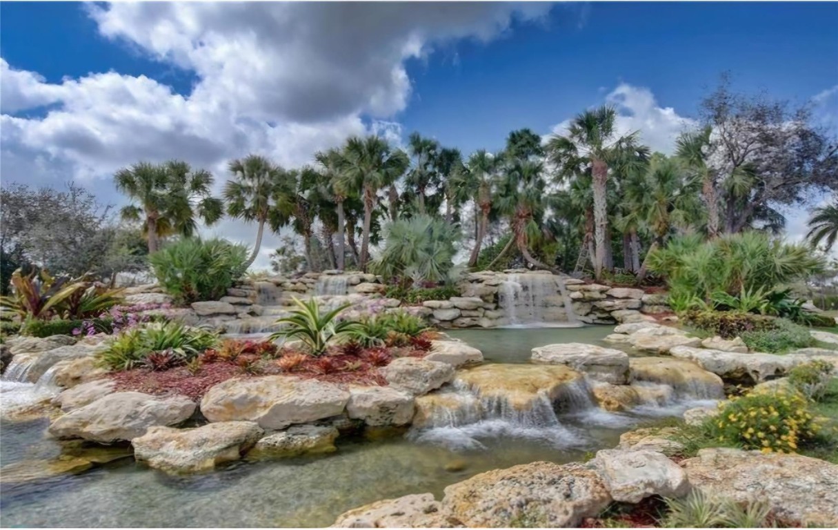 HERON BAY EAST - Residential