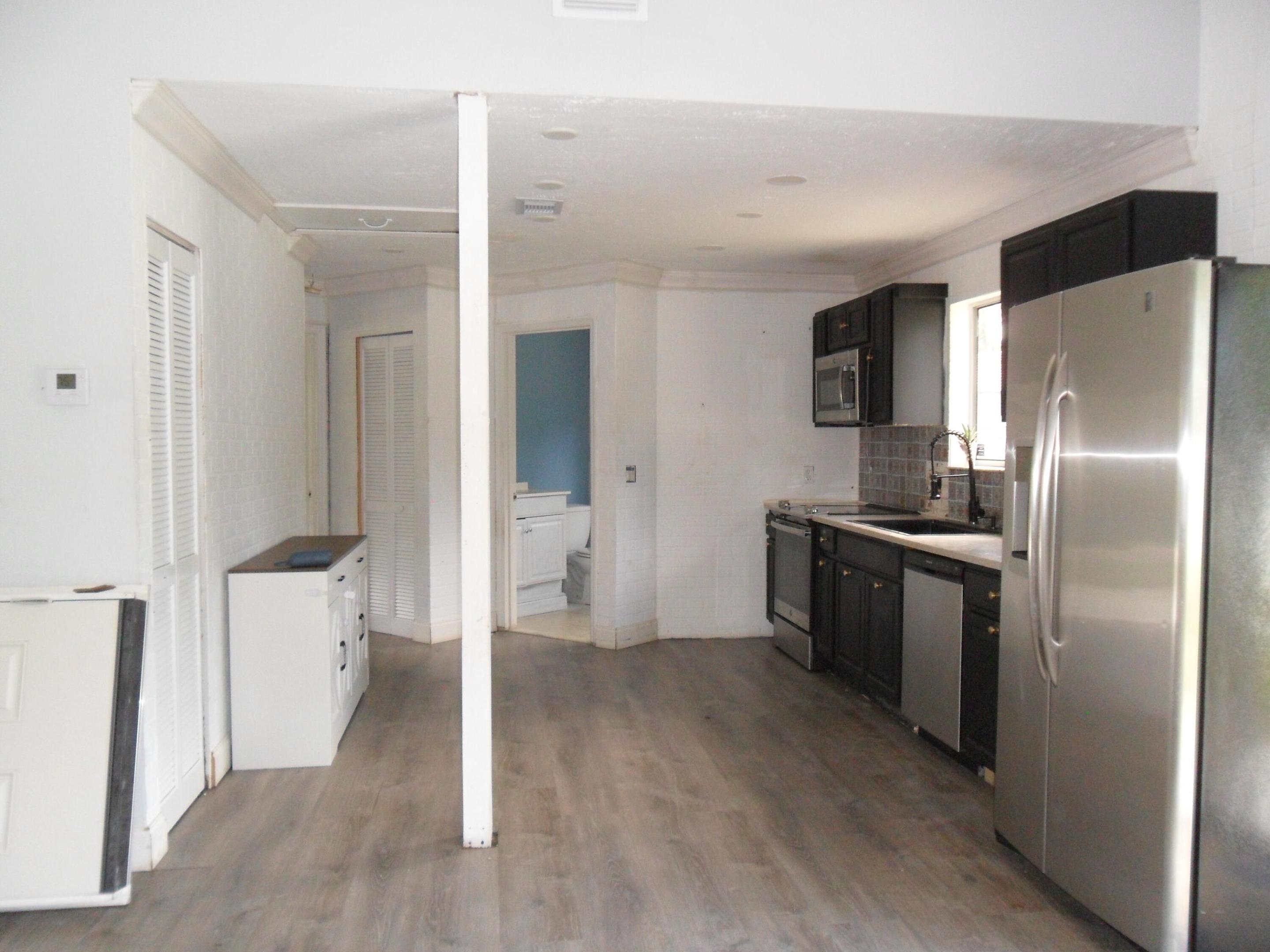 PORT ST LUCIE SECTION 11 - Residential