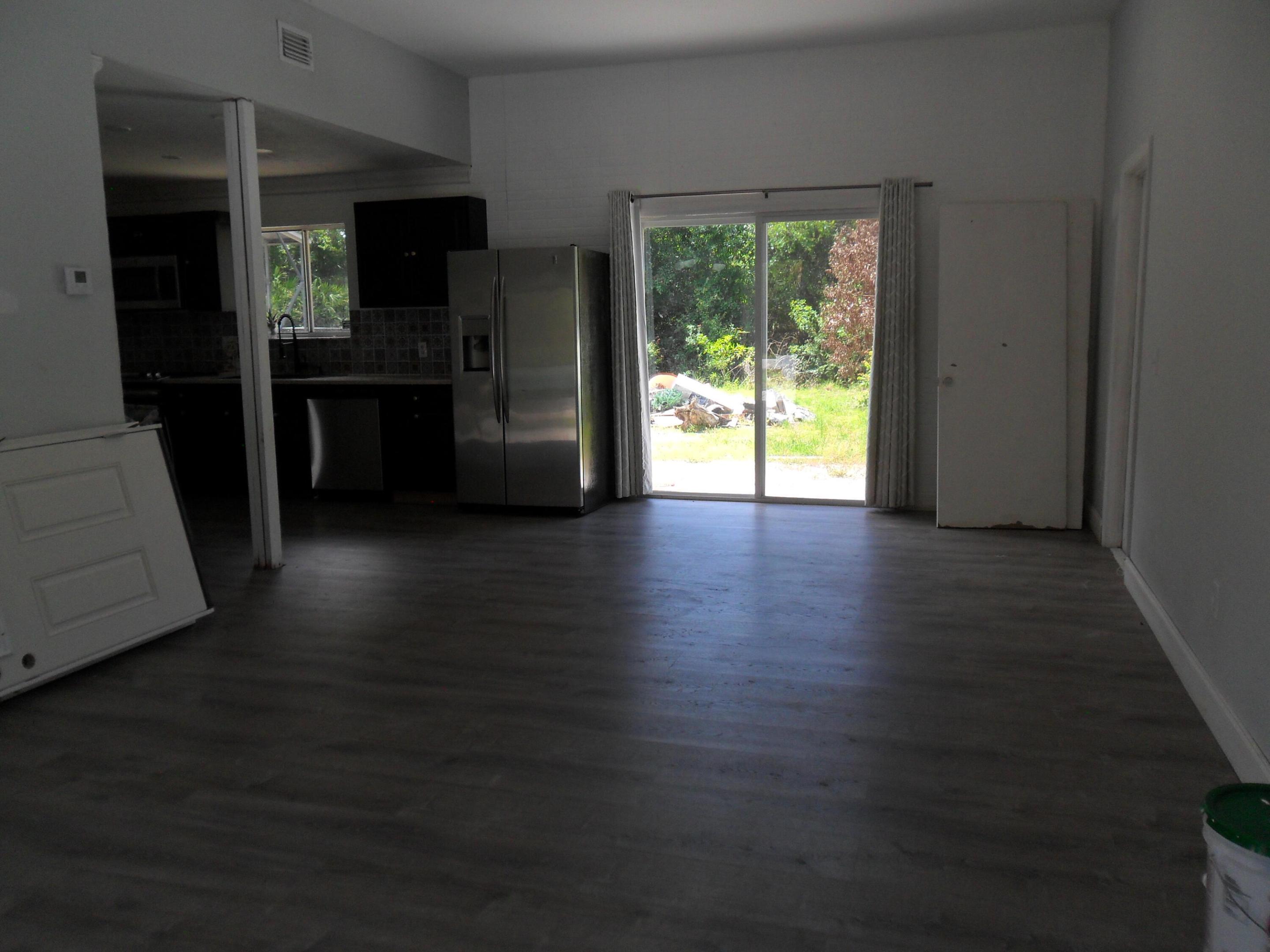 PORT ST LUCIE SECTION 11 - Residential