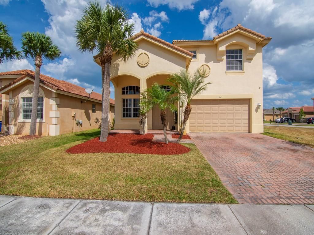 Photo of 766 Aberfoyle Avenue, Fort Pierce, FL 34947 (MLS # R10700687)