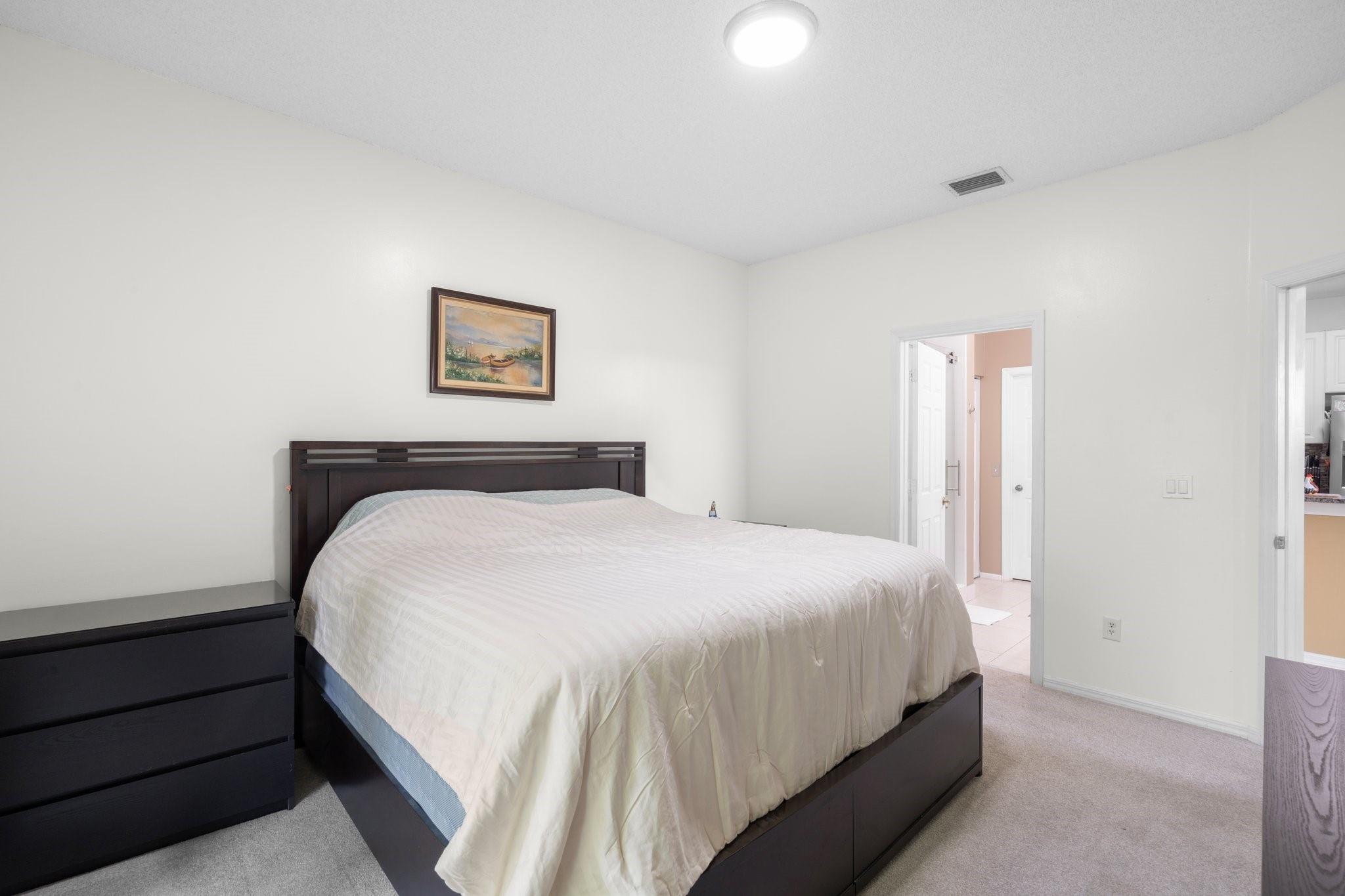 CRESTWOOD AT CAROLINA CON - Residential