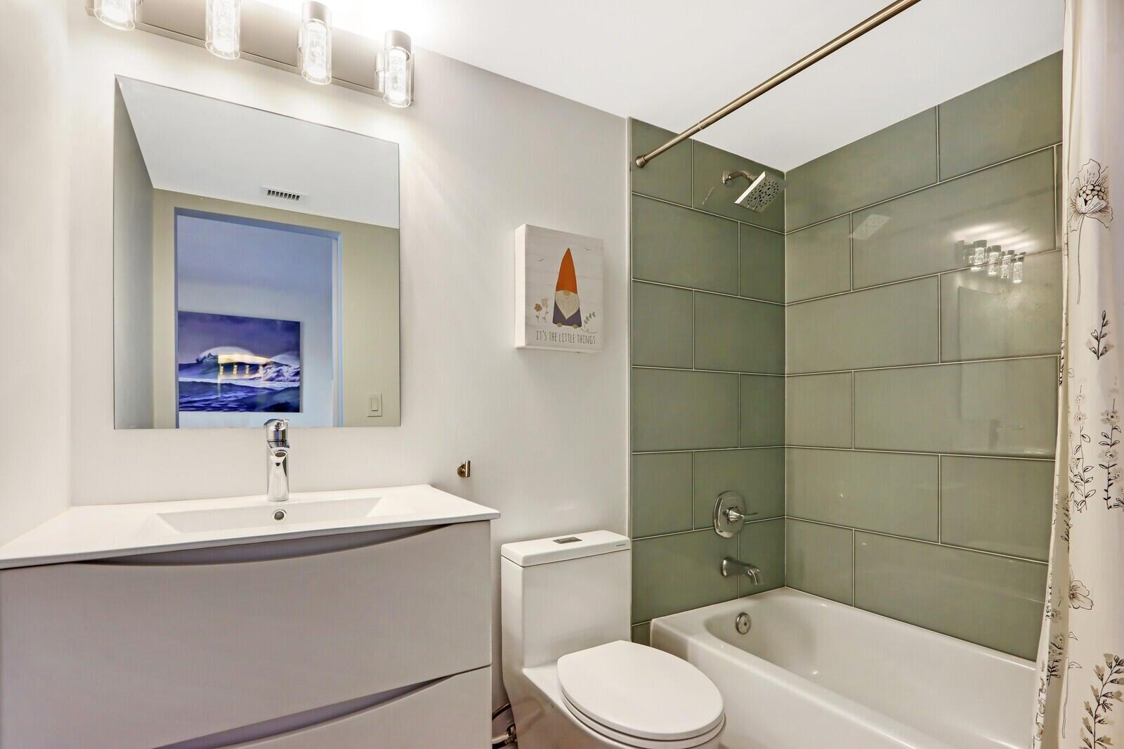 SEA RISE CONDO - Residential Lease