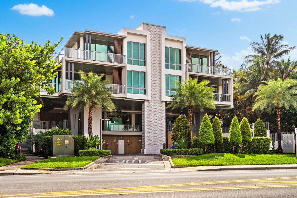 Photo of 1625 S OCEAN Boulevard #11, Delray Beach, FL 33483 (MLS # B26089995)