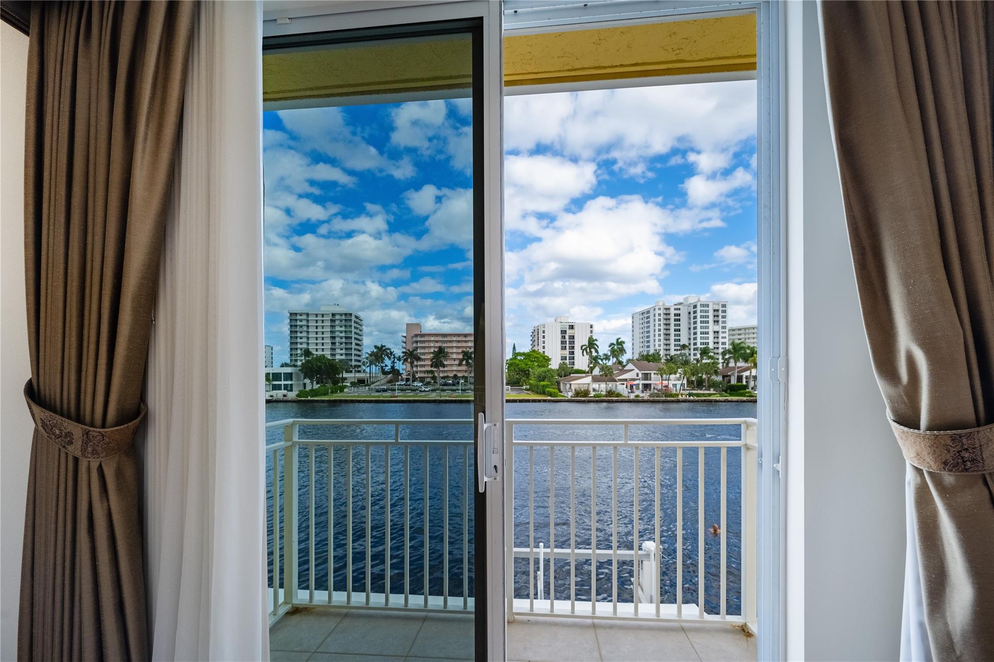 Pelican Harbor Ph 03 - Residential