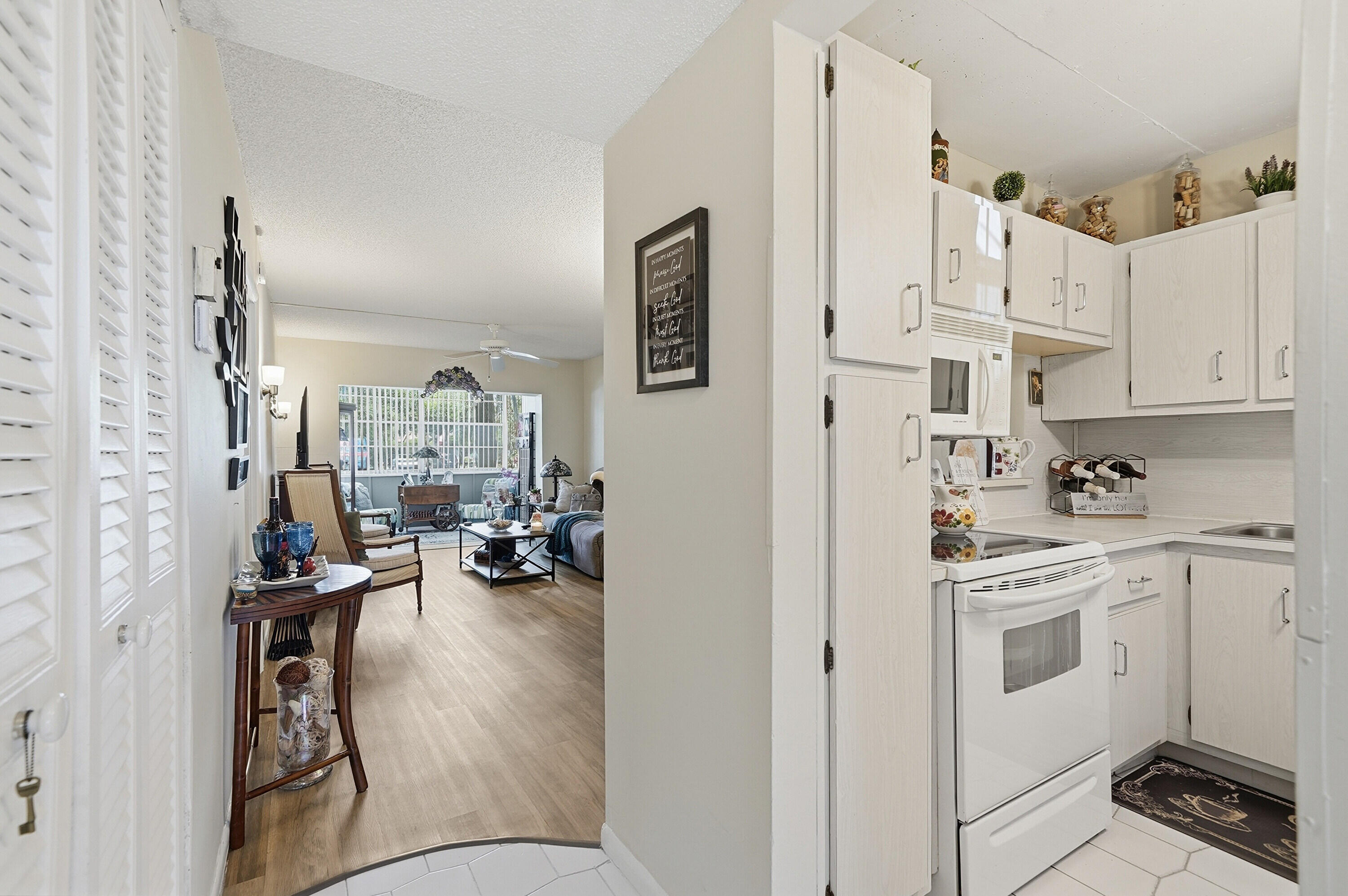 HOLIDAY SPRINGS VILLAGE 2 CONDO - Residential