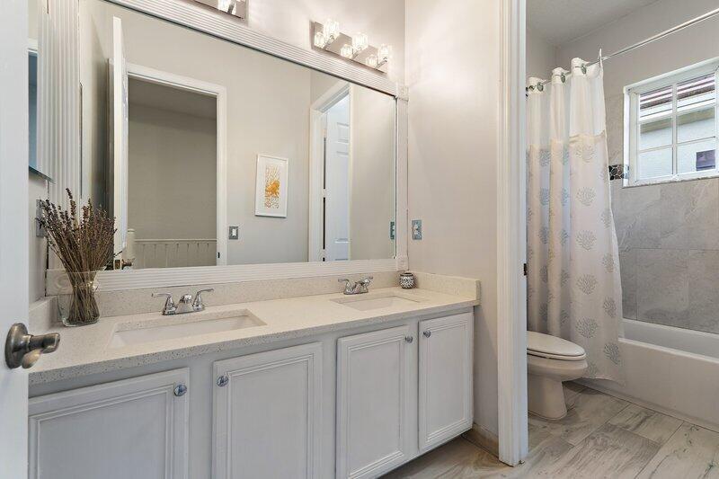 Canterbury/Albacoa - Residential