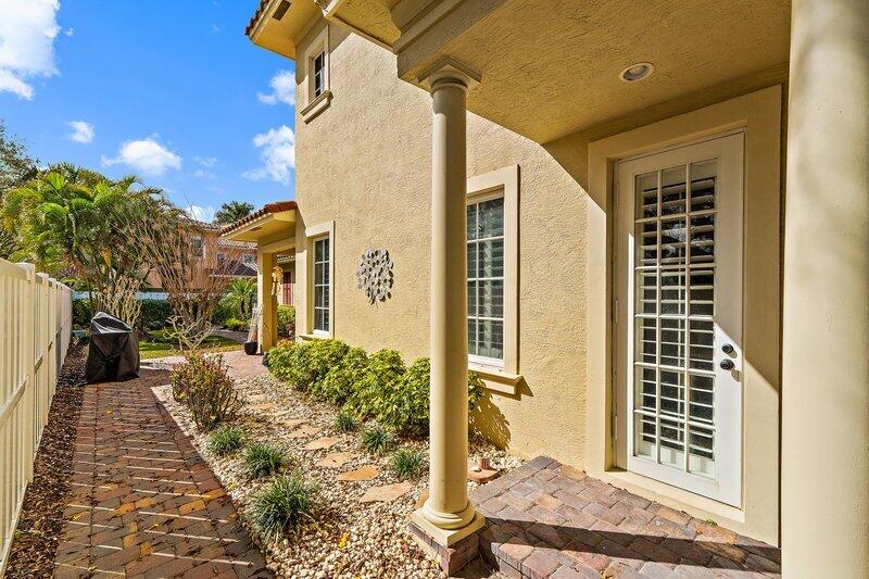 Canterbury/Albacoa - Residential