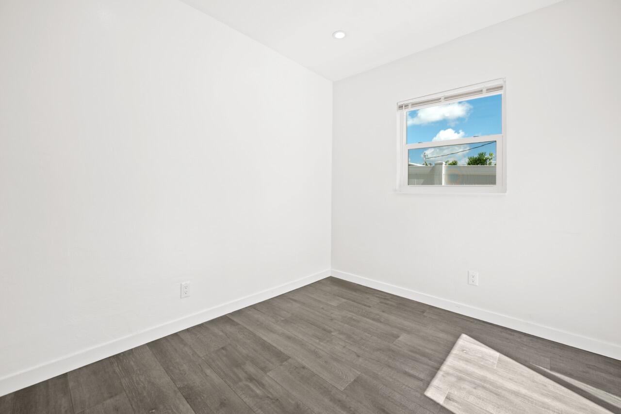 NORTH ANDREWS TERRACE SECOND ADD - Residential
