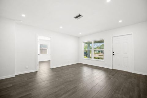 Tiny photo for 5240 NE 3rd Terrace, Oakland Park, FL 33334 (MLS # B26029846)
