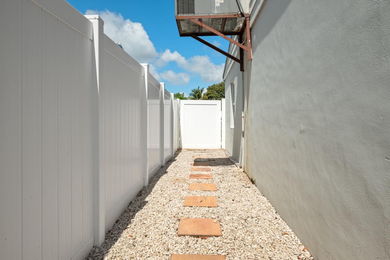 NORTH ANDREWS TERRACE SECOND ADD - Residential