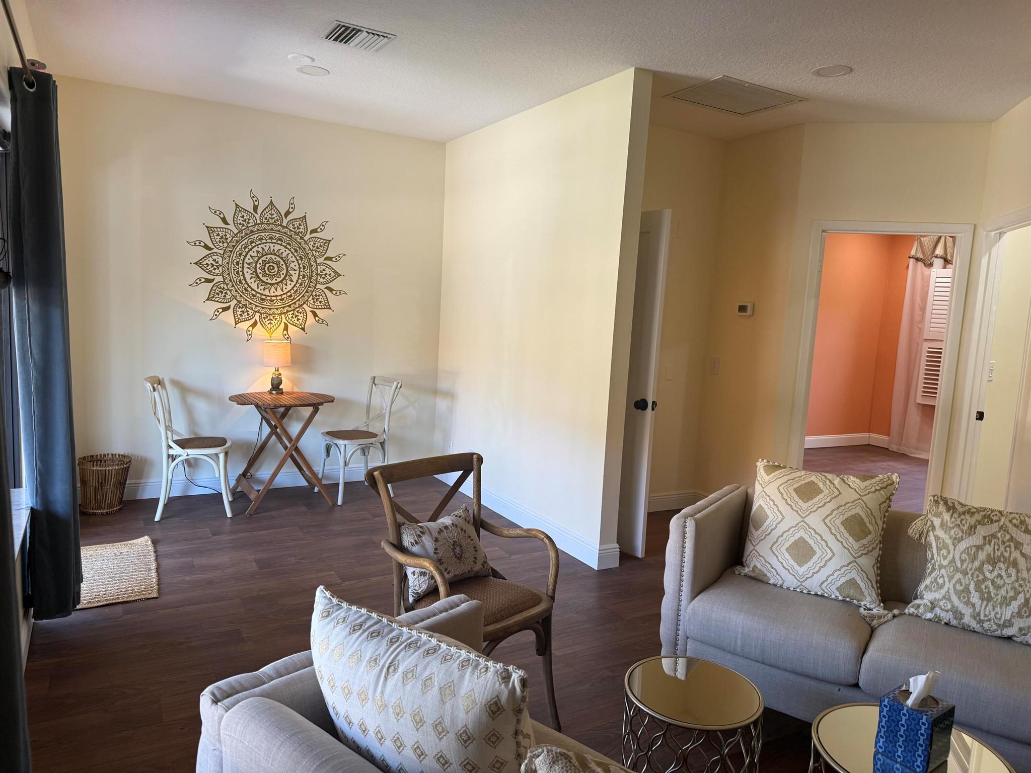 ALHAMBRA CONDO - Commercial Lease