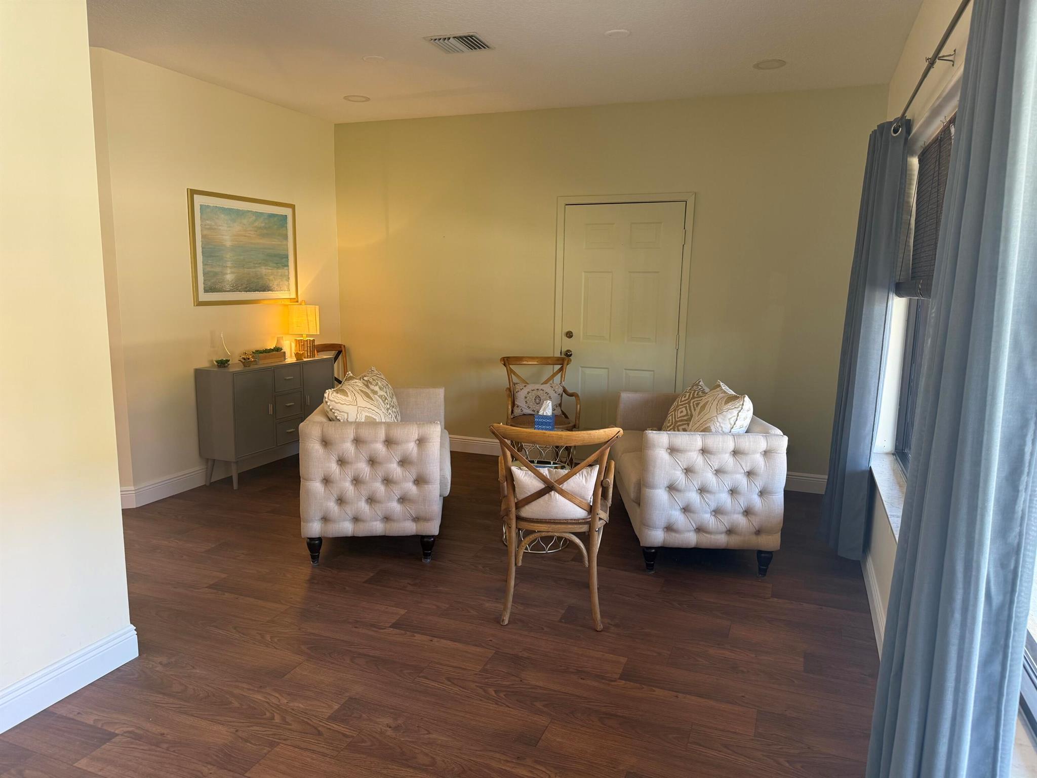 ALHAMBRA CONDO - Commercial Lease