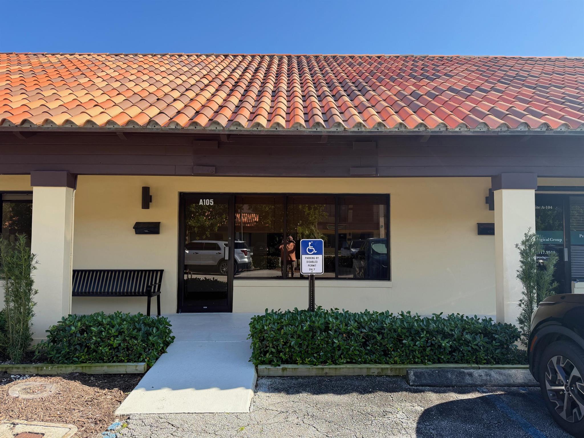 ALHAMBRA CONDO - Commercial Lease