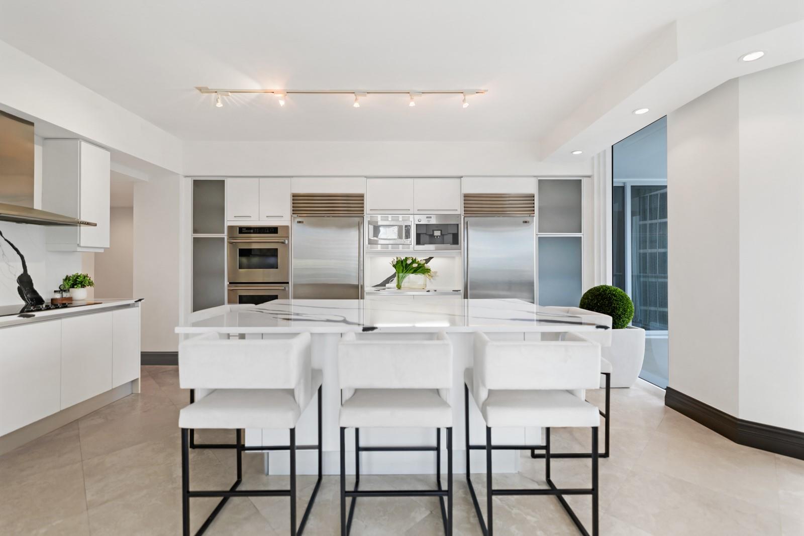 LAS OLAS RIVER HOUSE - Residential